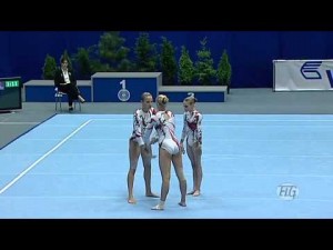 Ukrainian Dancers begin